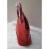 Kép 3/5 - V díszes merev falú elegáns női táska piros