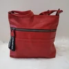 Kép 1/5 - Egyszínű női oldaltáska piros