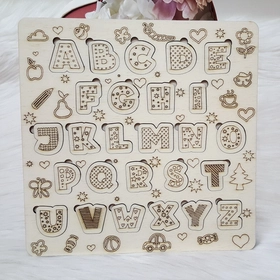Gyerek kirakós ABC betűivel