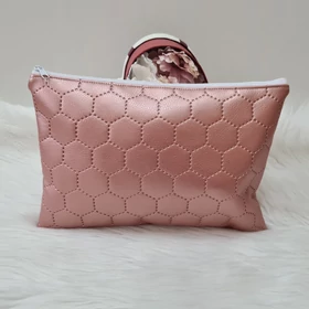 Steppelt mintás nagy méretű műbőr neszesszer rózsaszín