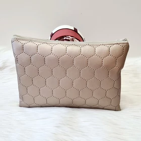 Steppelt mintás nagy méretű műbőr neszesszer bronz