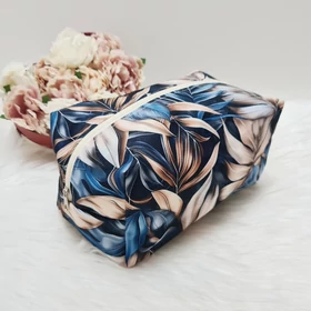 Virág mintás kozmetikai táska/sminktáska