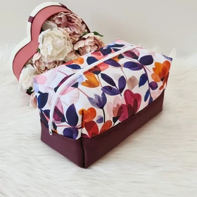 Virág mintás kozmetikai táska/sminktáska