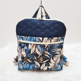 Virág mintás elegáns női hátitáska kék