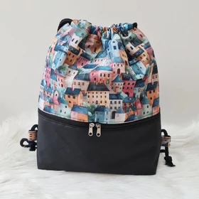 Házikó mintás textilbőr hátizsák