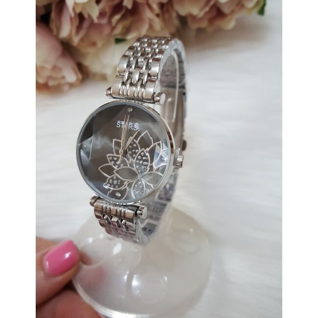 Fém szíjas női óra virág mintával ezüst
