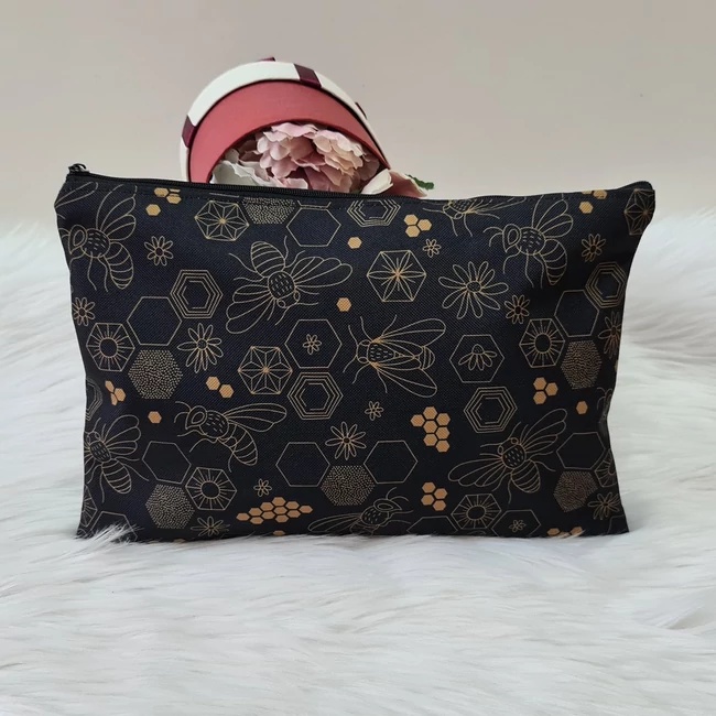 Méhecske mintás nagy méretű neszesszer