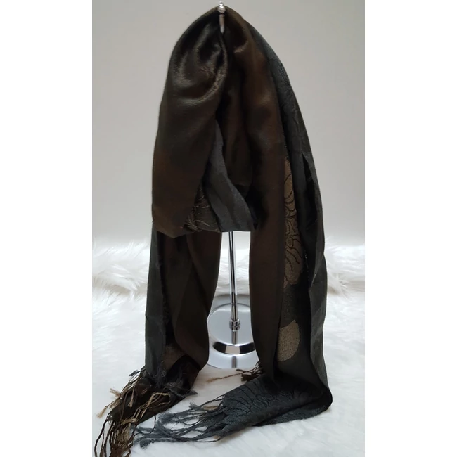 Puha anyagú mintás női sál