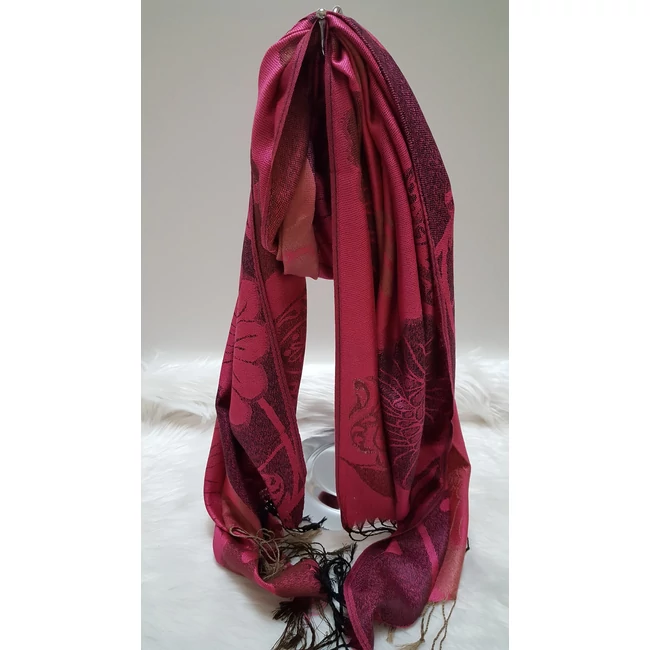 Puha anyagú mintás női sál