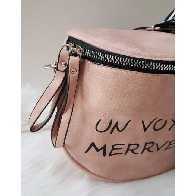 Keresztpántos női táska felirattal rózsaszín